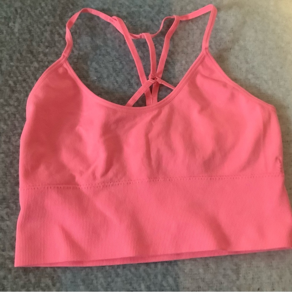 Forever 21 sport bra size small Hot pink